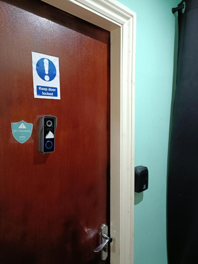 Homestay Bedspace Birmingham Esterno foto